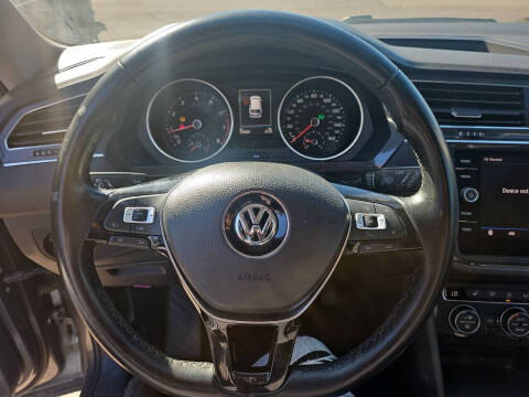 2018 Volkswagen Tiguan 2.0T SEL 4Motion
