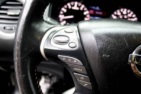 2019 Nissan Pathfinder SV