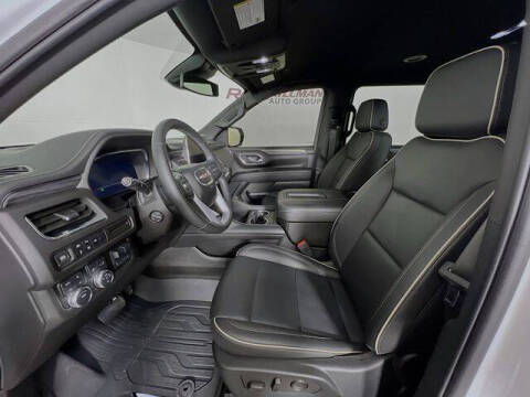 2024 GMC Yukon XL SLT