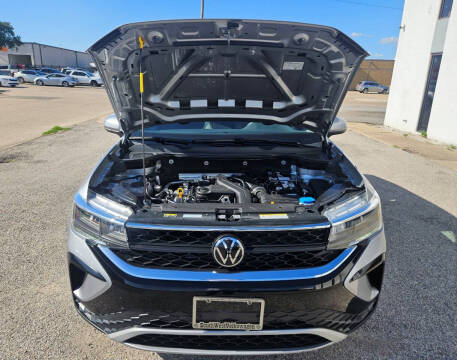 2024 Volkswagen Taos SE