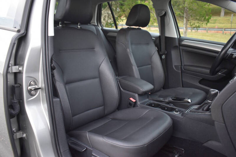 2015 Volkswagen Golf TSI S