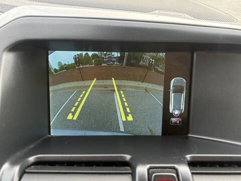 2015 Volvo XC60 T6 Drive-E Platinum