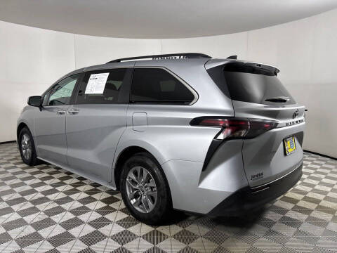 2024 Toyota Sienna