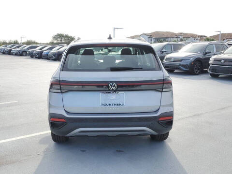 2025 Volkswagen Taos S