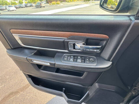 2016 RAM 1500 Laramie