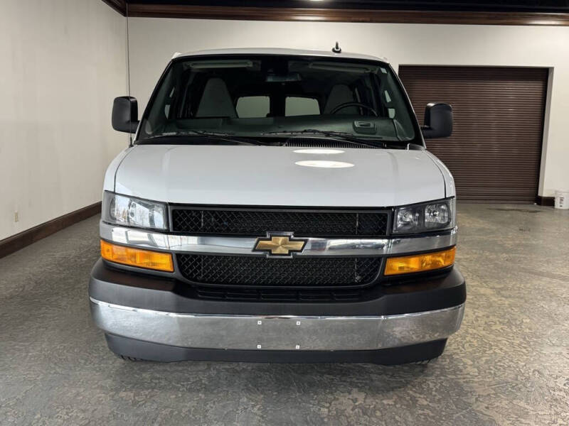 2024 Chevrolet Express LT 3500