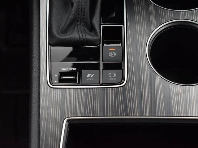 2024 Toyota Sienna Platinum 7-Passenger