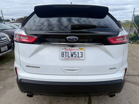 2020 Ford Edge SE