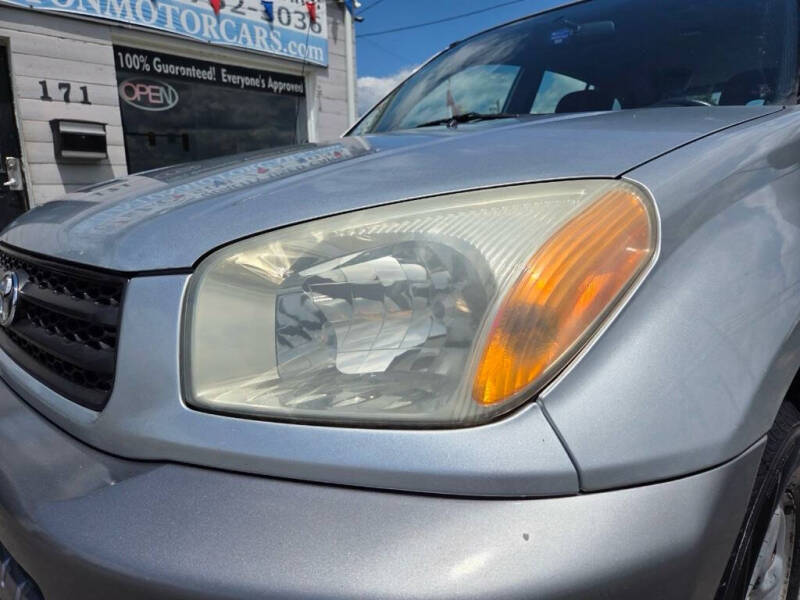 2003 Toyota RAV4