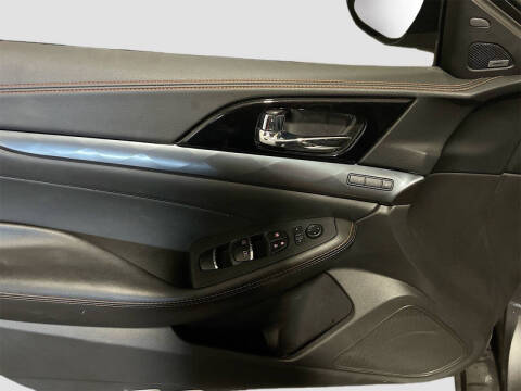 2023 Nissan Maxima 3.5 SR