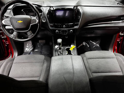 2022 Chevrolet Traverse LT Cloth