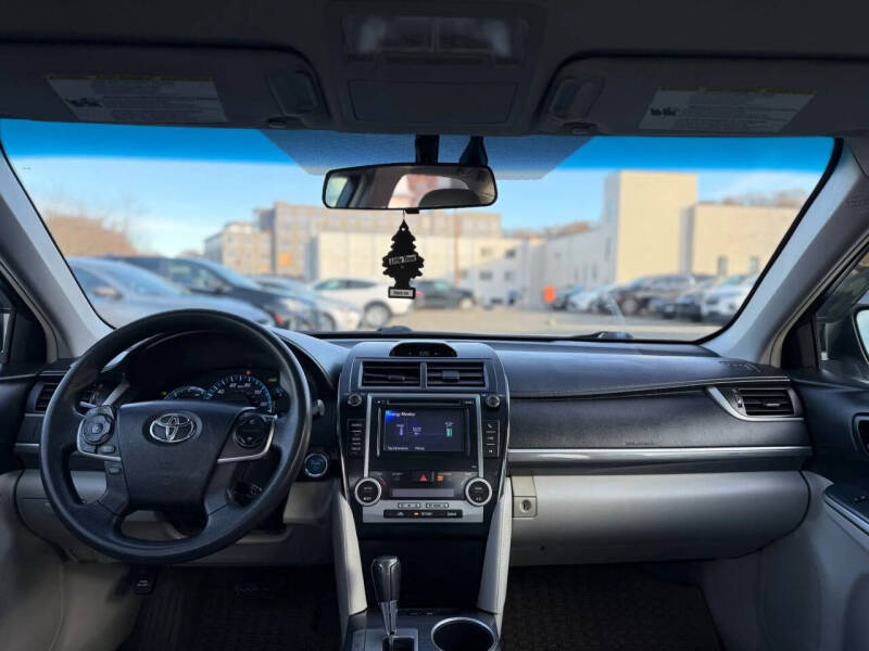 2013 Toyota Camry Hybrid