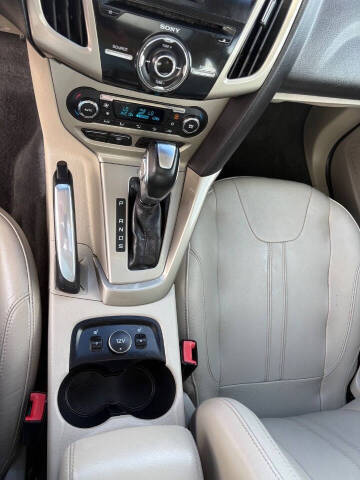 2012 Ford Focus SEL