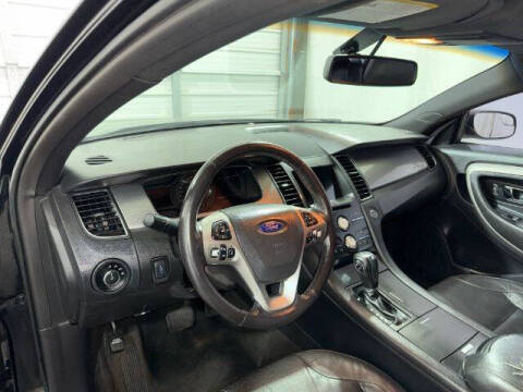 2016 Ford Taurus SEL