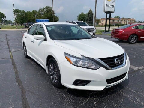 2018 Nissan Altima for sale at Dunn Chevrolet in Oregon OH