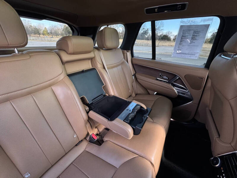 2023 Land Rover Range Rover P400 SE