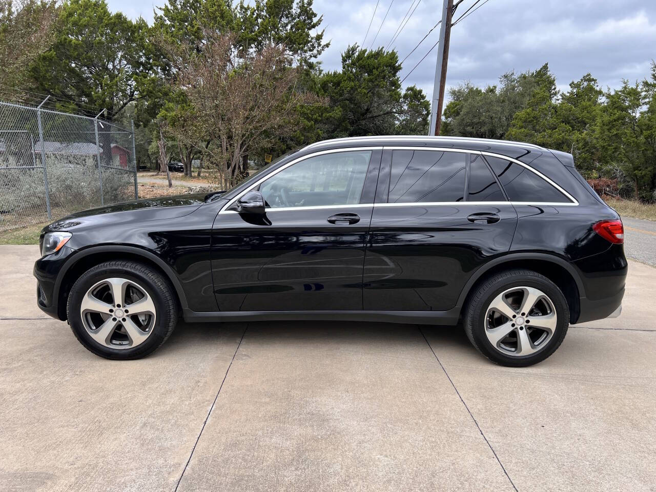 Used Car 2016 Mercedes-benz Glc  Glc 300 4dr Suv For Sale Under $15,000 In Austin, Texas