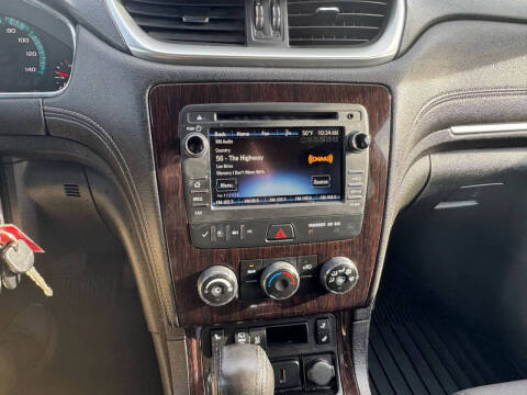 2017 Chevrolet Traverse LT