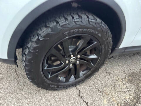 2017 Land Rover Discovery HSE Luxury