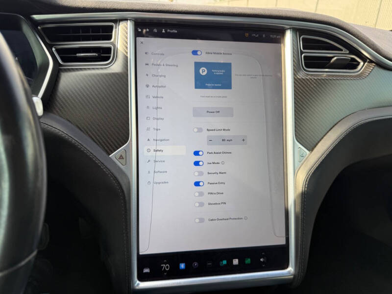 2016 Tesla Model S 70