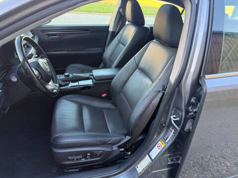 2017 Lexus ES 350