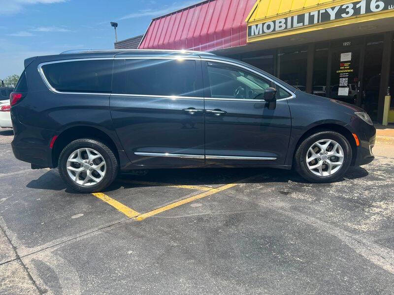 2019 Chrysler Pacifica Touring L Plus