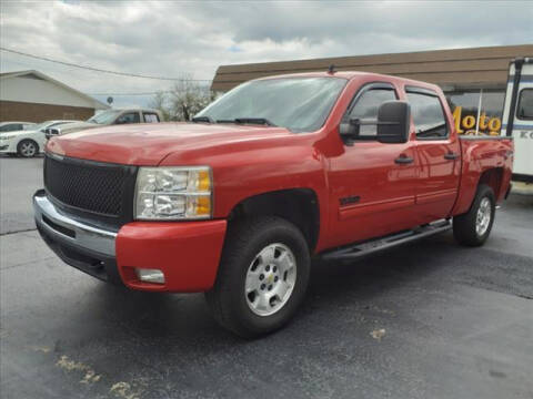 2011 Chevrolet Silverado 1500 for sale at Ernie Cook and Son Motors in Shelbyville TN