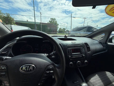 2016 Kia Forte5 LX