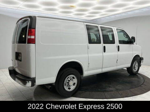 2022 Chevrolet Express 2500