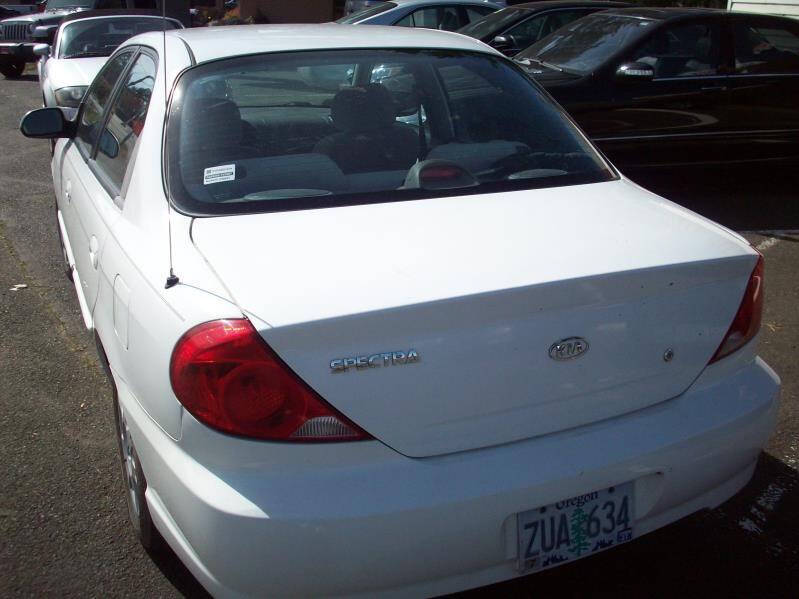 2003 Kia Spectra LS