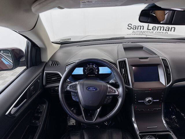 2020 Ford Edge Titanium