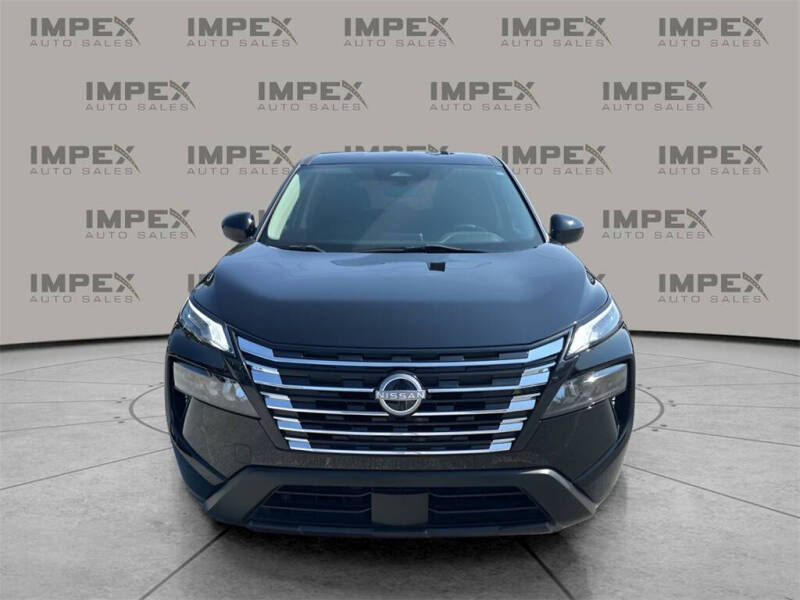 2024 Nissan Rogue SV