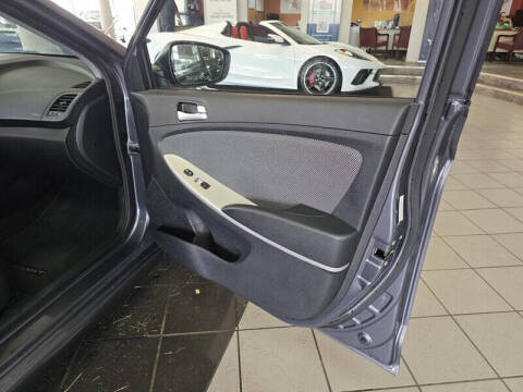 2012 Hyundai Accent GS