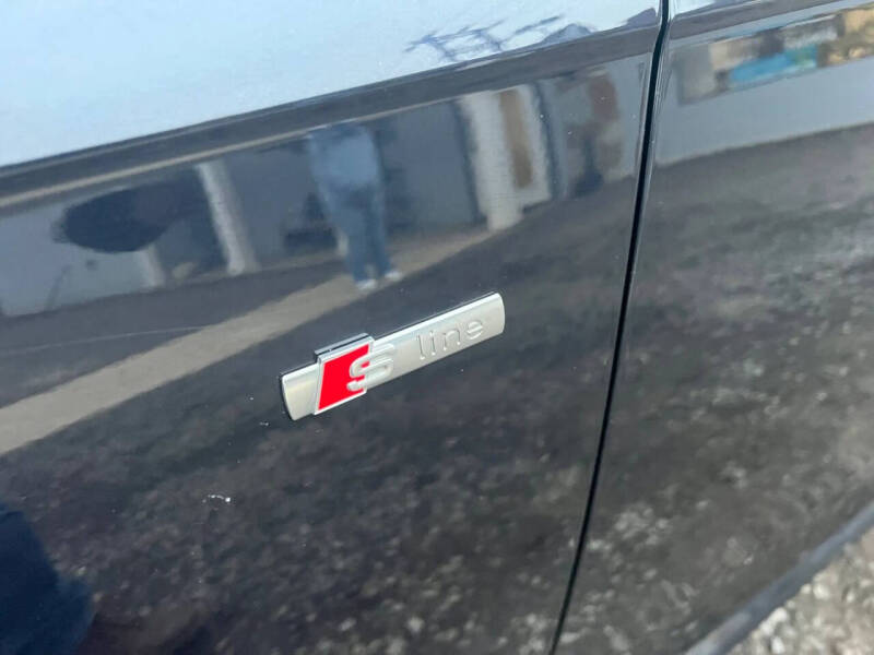 2016 Audi A4 2.0T quattro Premium Plus