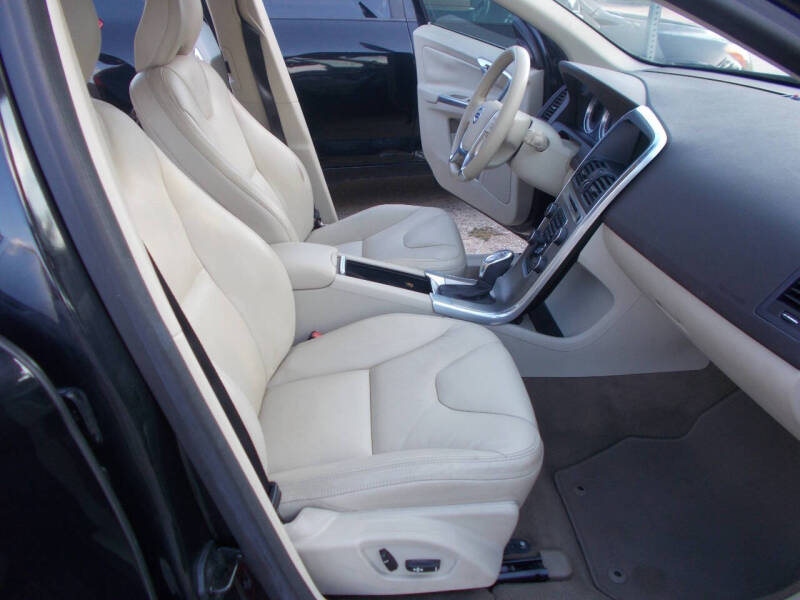 2013 Volvo XC60 3.2 Premier Plus