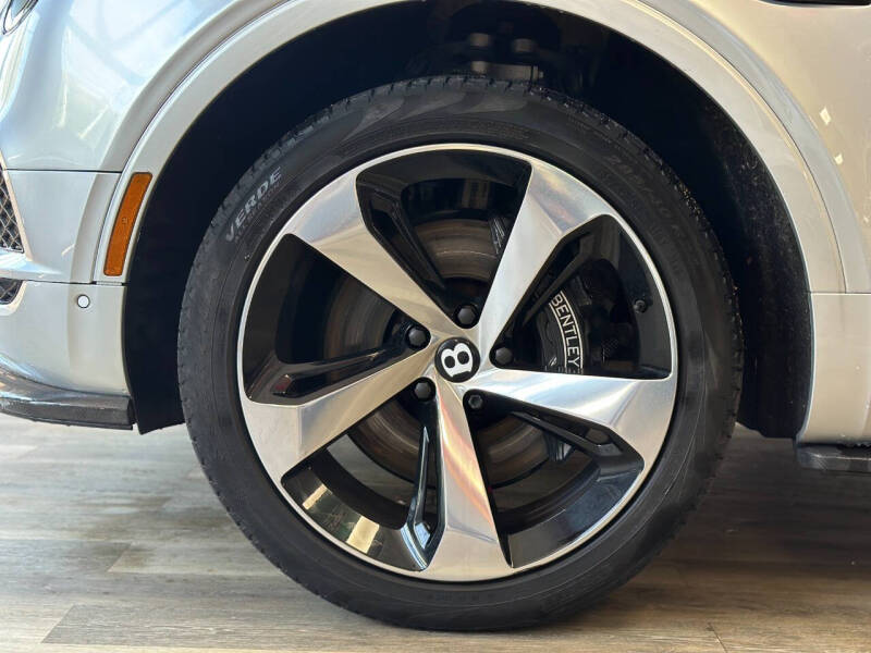 2019 Bentley Bentayga V8