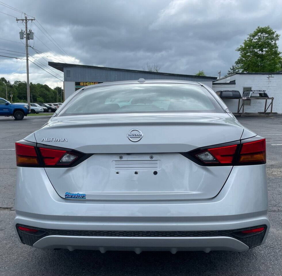 2020 Nissan Altima for sale at Streeters Vehicle Sales in Plattsburgh, NY