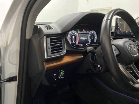 2023 Audi Q5 quattro Premium Plus 40 TFSI