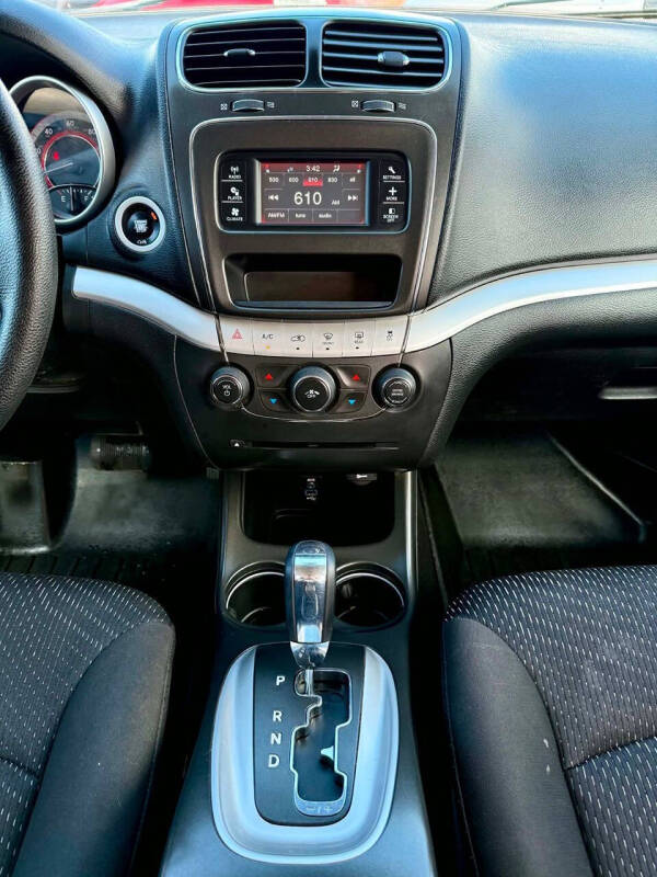 2018 Dodge Journey SE