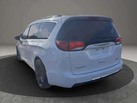 2017 Chrysler Pacifica Limited