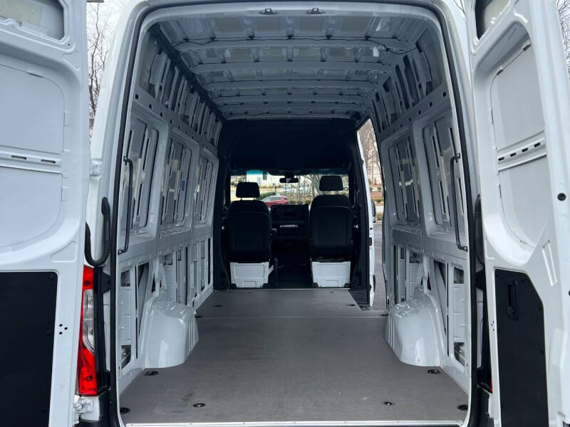 2022 Mercedes-Benz Sprinter 2500