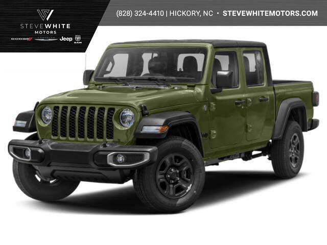 Gray 2022 Jeep Gladiator Altitude 4x4 Altitude 4dr Crew Cab 5.0 ft. SB 1