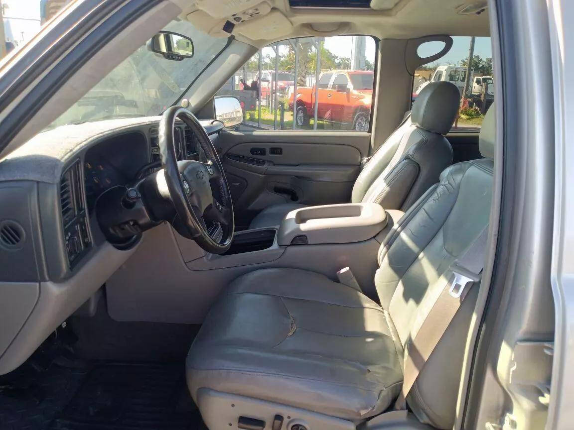 2006 Chevrolet Avalanche for sale at Outlet Auto Mall in Okeechobee, FL