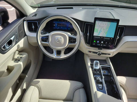 2026 Volvo XC60 B5 Ultra
