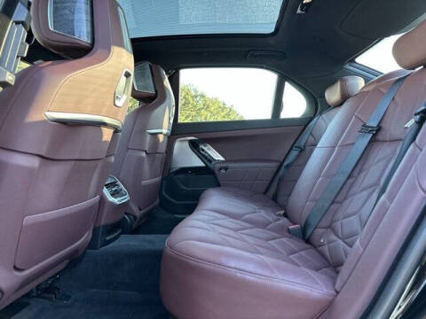 2023 BMW 7 Series 760i xDrive