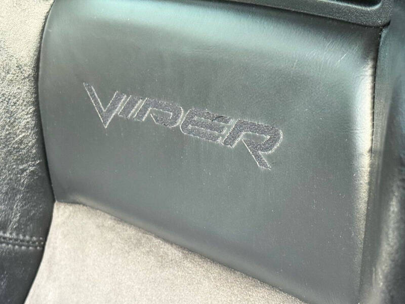 2006 Dodge Viper SRT-10