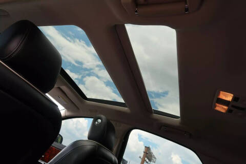 2017 Jaguar XJ R-Sport