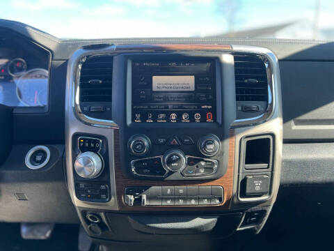 2016 RAM 1500 Laramie