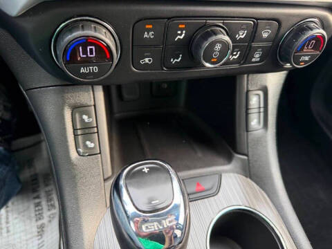 2019 GMC Acadia SLT-1