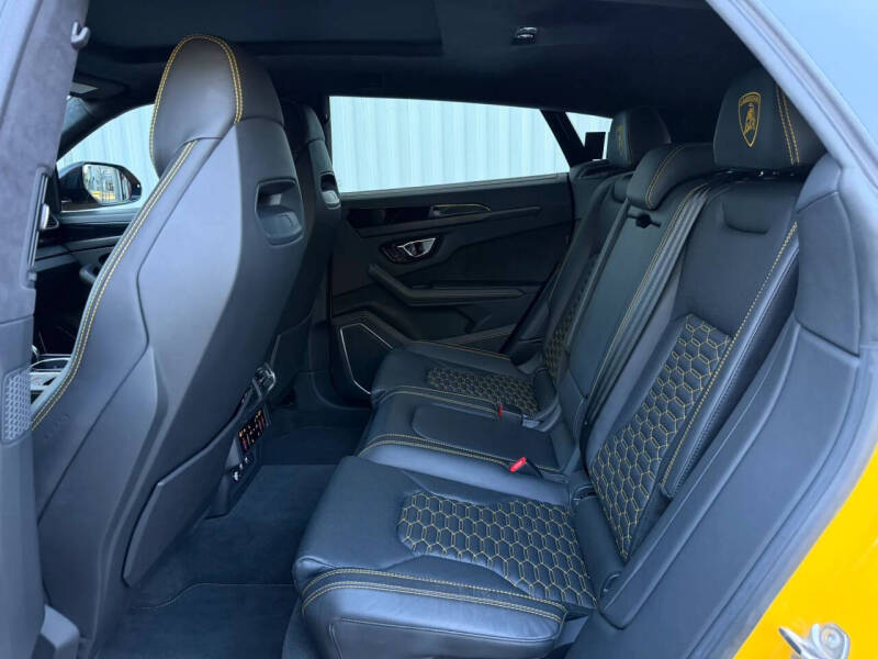 2021 Lamborghini Urus